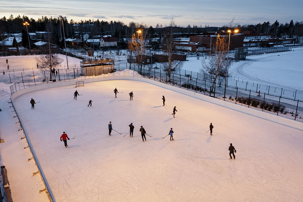 Picture of service point: Pukinmäki sports park / Artificial ice rink