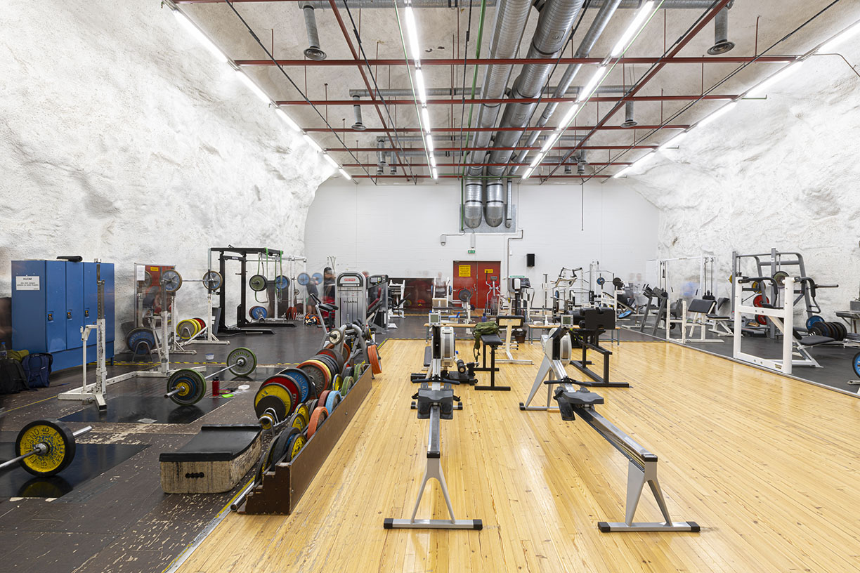 Picture of service point: Kontula Kuntokellari / Weightlifting room