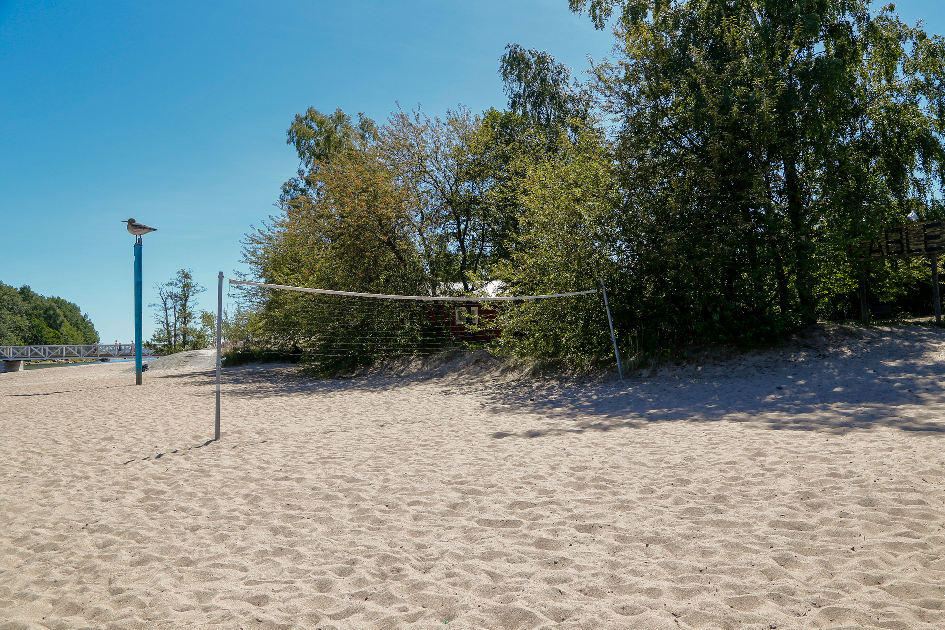 Kuva toimipisteestä: Pihlajasaaren uimaranta / Beachvolleykenttä